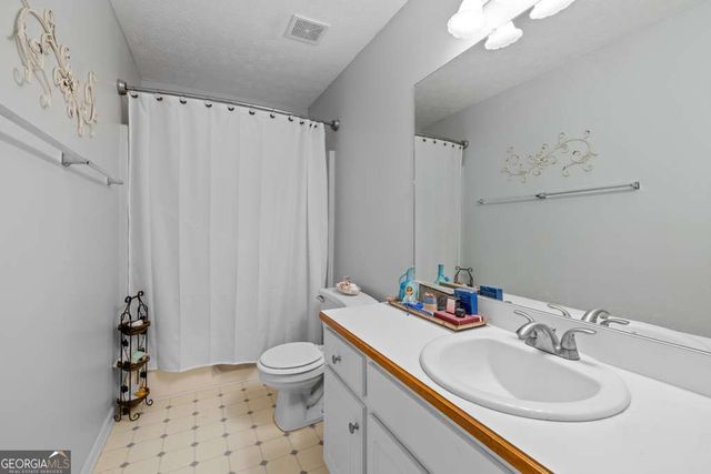 300 The Esplanade Way SE, Loganville, GA 30052