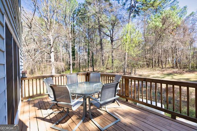 300 The Esplanade Way SE, Loganville, GA 30052