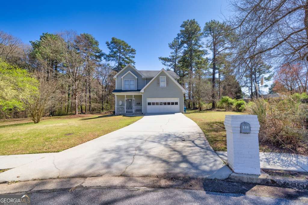 300 The Esplanade Way SE, Loganville, GA 30052