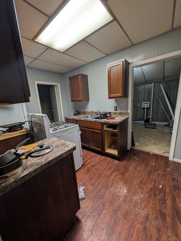 710 Holden Street, Saginaw, MI 48601