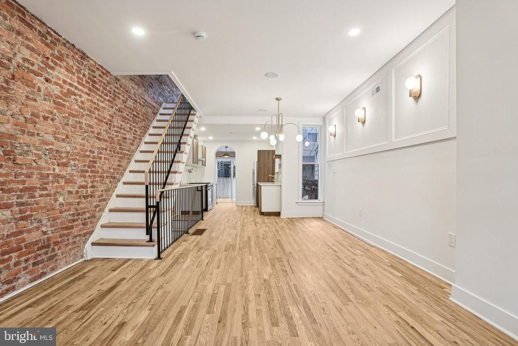 2936 TURNER ST, Philadelphia, PA 19121