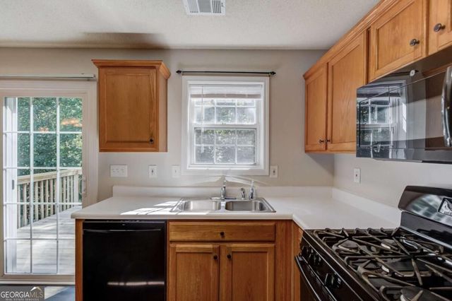 725 Riverside Walk Crossing, Sugar Hill, GA 30518