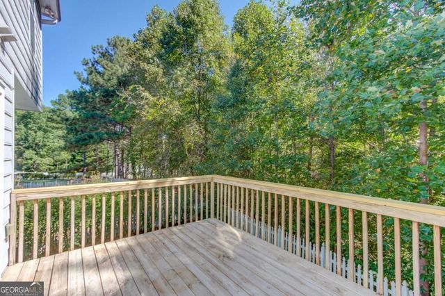 725 Riverside Walk Crossing, Sugar Hill, GA 30518
