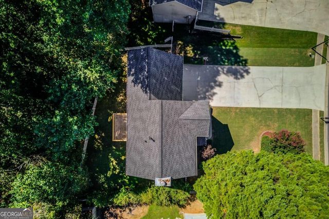 725 Riverside Walk Crossing, Sugar Hill, GA 30518
