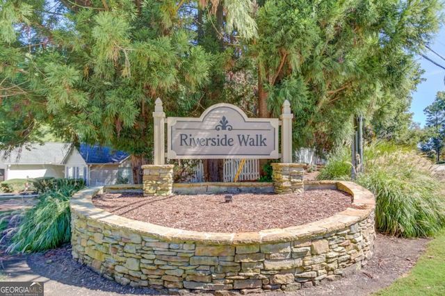 725 Riverside Walk Crossing, Sugar Hill, GA 30518