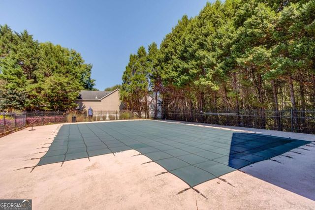 725 Riverside Walk Crossing, Sugar Hill, GA 30518