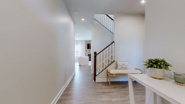 2558 Grove Park Way, Columbia, TN 38401