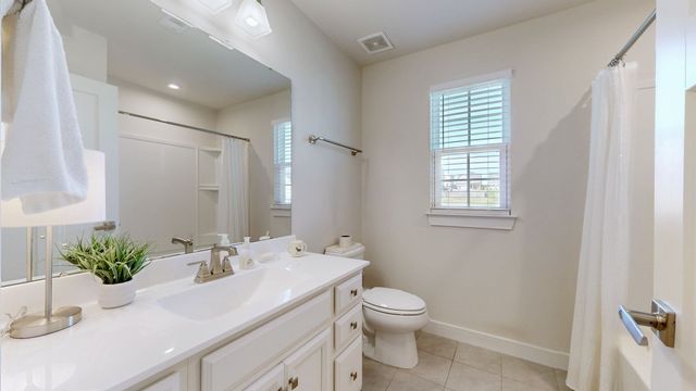 2558 Grove Park Way, Columbia, TN 38401