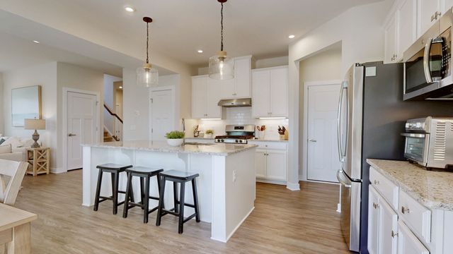 2558 Grove Park Way, Columbia, TN 38401