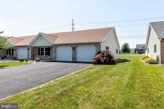 416 KARA WAY, Shippensburg, PA 17257