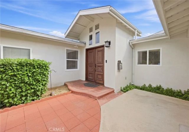 22248 Leadwell, Canoga Park, CA 91303