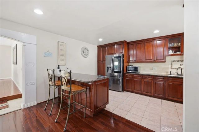 22248 Leadwell, Canoga Park, CA 91303