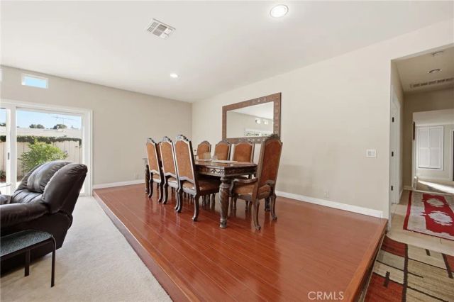 22248 Leadwell, Canoga Park, CA 91303