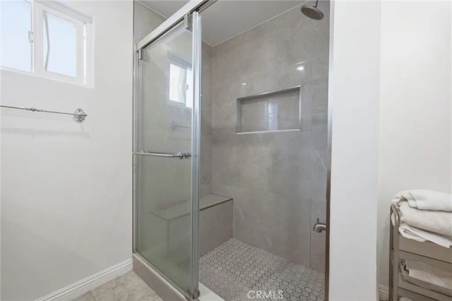 22248 Leadwell, Canoga Park, CA 91303