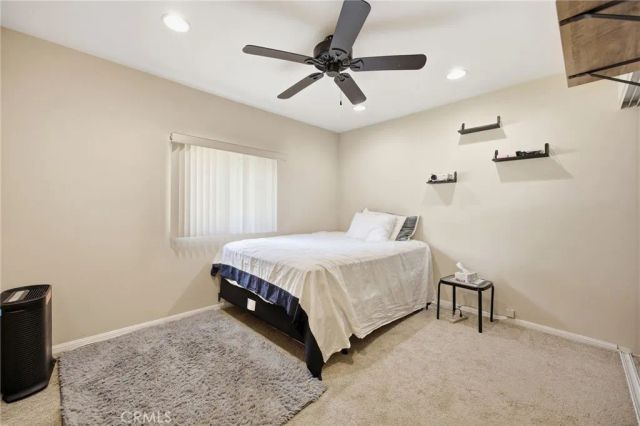 22248 Leadwell, Canoga Park, CA 91303
