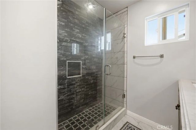 22248 Leadwell, Canoga Park, CA 91303