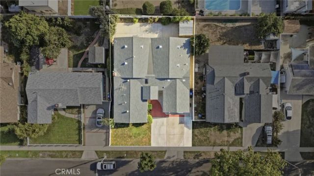 22248 Leadwell, Canoga Park, CA 91303