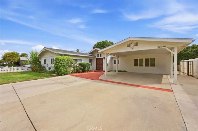 22248 Leadwell, Canoga Park, CA 91303