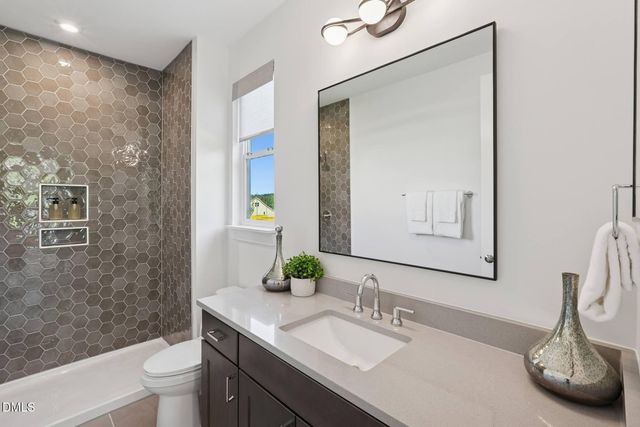 290 Streamside Terrace, Fuquay Varina, NC 27526