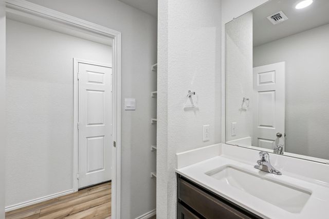 1423 Athan DR, Belton, TX 76513