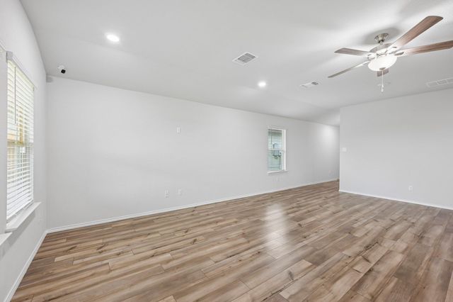 1423 Athan DR, Belton, TX 76513