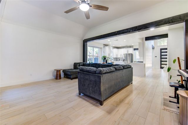 16514 Innisbrook Drive, Houston, TX 77095