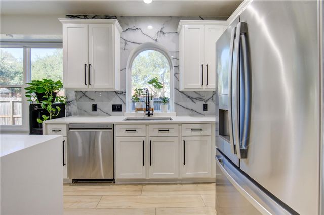 16514 Innisbrook Drive, Houston, TX 77095