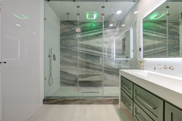 16514 Innisbrook Drive, Houston, TX 77095