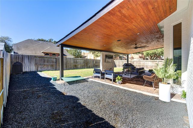 16514 Innisbrook Drive, Houston, TX 77095