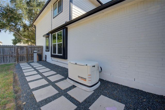 16514 Innisbrook Drive, Houston, TX 77095