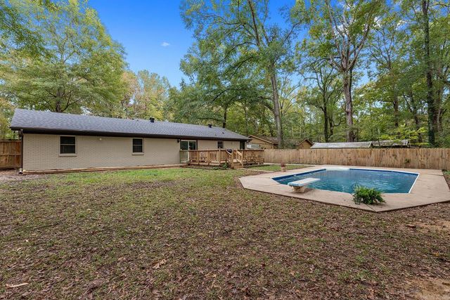 20 Lenox Road, Sherwood, AR 72120