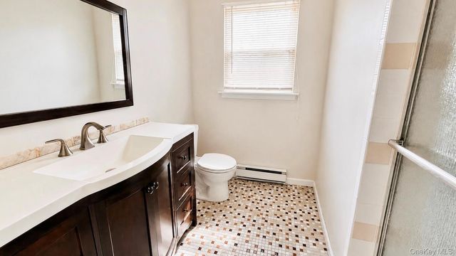 257 Edinburgh Drive, Ridge, NY 11961
