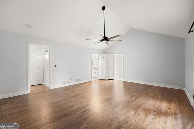 560 Saddle Creek Circle, Roswell, GA 30076