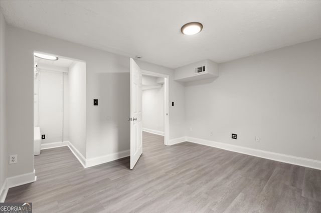 560 Saddle Creek Circle, Roswell, GA 30076