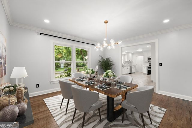 560 Saddle Creek Circle, Roswell, GA 30076