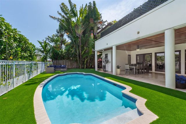 1173 NE 104th St, Miami Shores, FL 33138