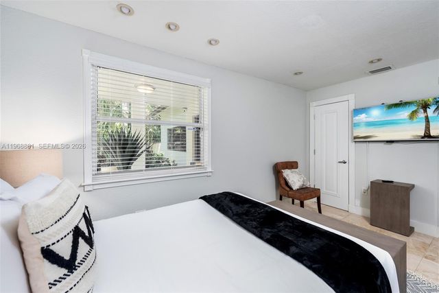 1173 NE 104th St, Miami Shores, FL 33138