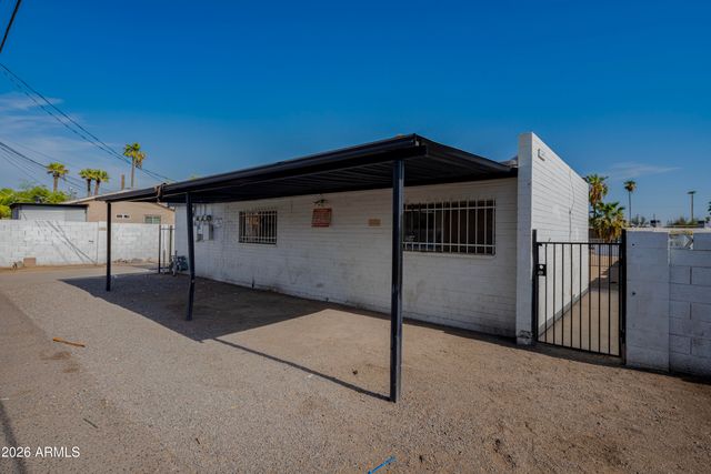 2134 W HEATHERBRAE Drive, Phoenix, AZ 85015