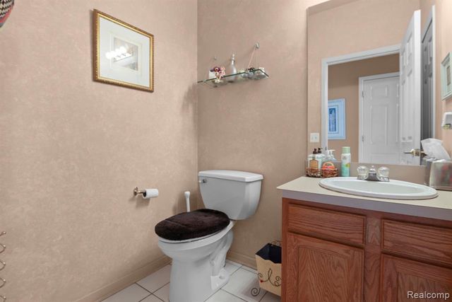 40700 Kingsley Lane, Novi, MI 48377