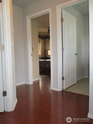 950 Falls of Clyde Loop SE, Ocean Shores, WA 98569