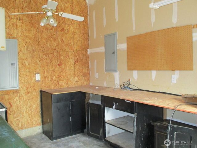 950 Falls of Clyde Loop SE, Ocean Shores, WA 98569