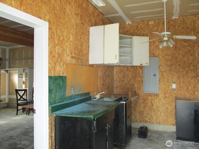 950 Falls of Clyde Loop SE, Ocean Shores, WA 98569