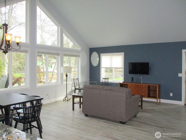 950 Falls of Clyde Loop SE, Ocean Shores, WA 98569