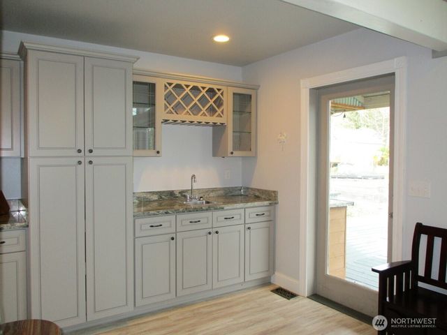 950 Falls of Clyde Loop SE, Ocean Shores, WA 98569