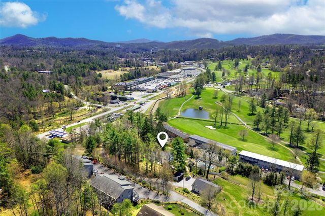 60 Henry Lane, Spruce Pine, NC 28777