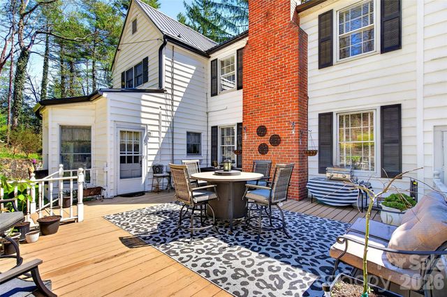 60 Henry Lane, Spruce Pine, NC 28777