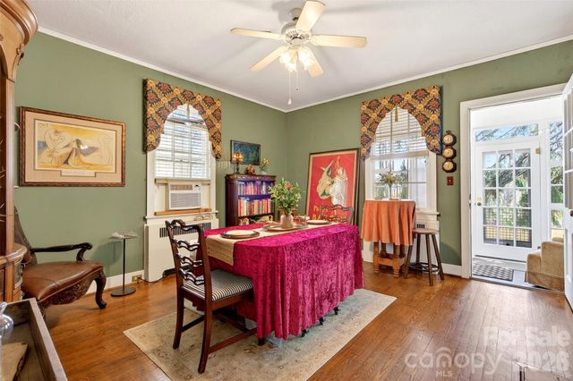 60 Henry Lane, Spruce Pine, NC 28777