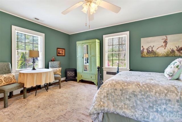 60 Henry Lane, Spruce Pine, NC 28777