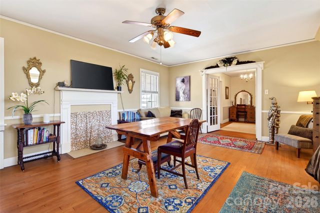 60 Henry Lane, Spruce Pine, NC 28777