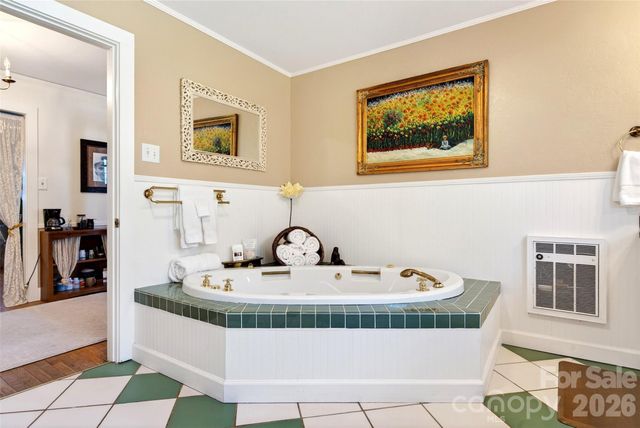 60 Henry Lane, Spruce Pine, NC 28777